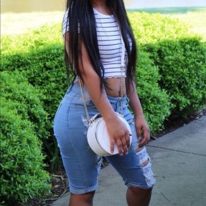 Distressed knee Shorts